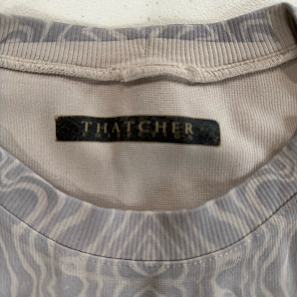 THATCHER Collection Elegant Gray Patterned Dress - Picture 4 of 6